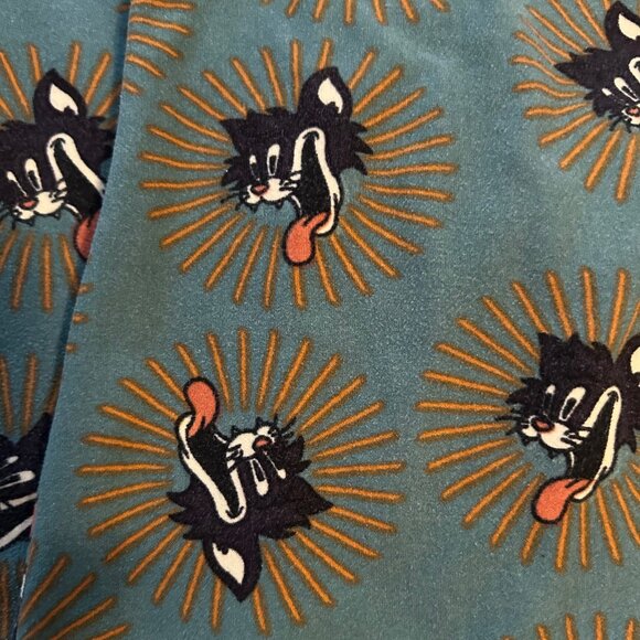 Sylvester the Cat Print LuLaRoe Leggings Tall & Curvy (TC) Fits Pants Size 12-18 - Picture 3 of 4